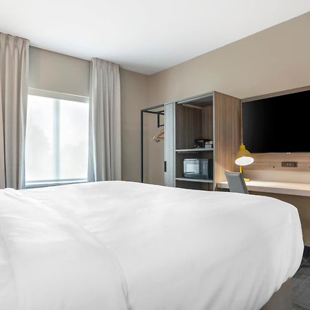 Comfort Inn & Suites Destin Near Henderson Beach Мирамар-Бич Экстерьер фото