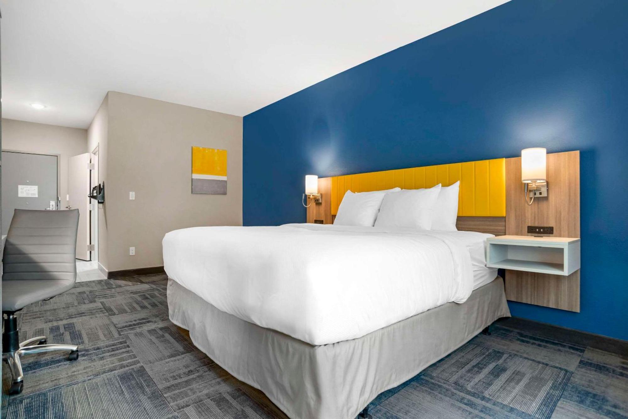 Comfort Inn & Suites Destin Near Henderson Beach Мирамар-Бич Экстерьер фото