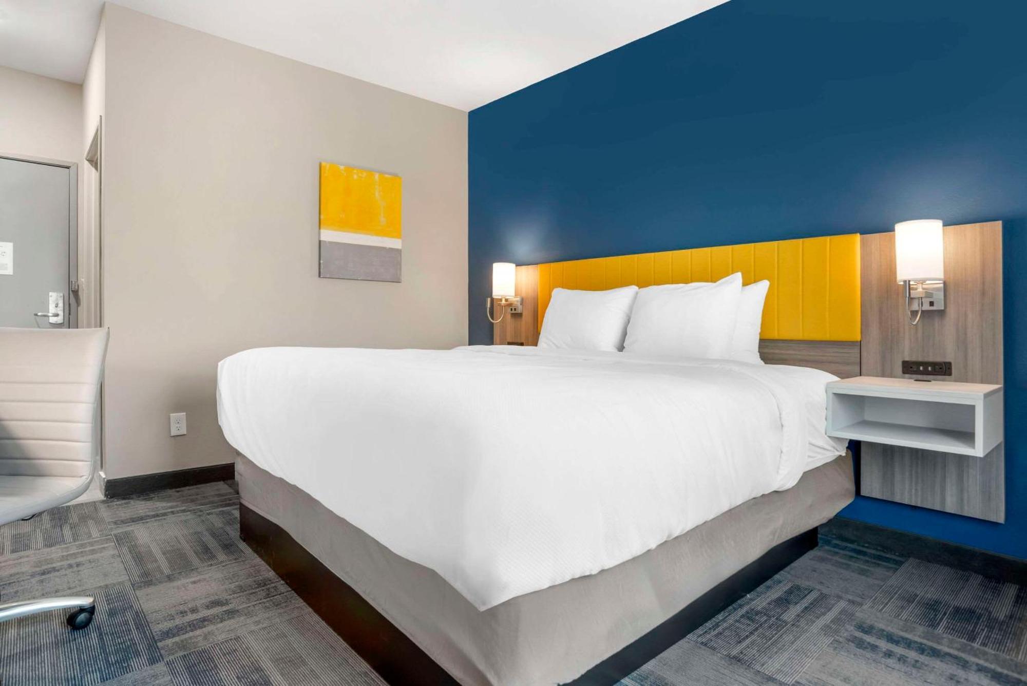 Comfort Inn & Suites Destin Near Henderson Beach Мирамар-Бич Экстерьер фото